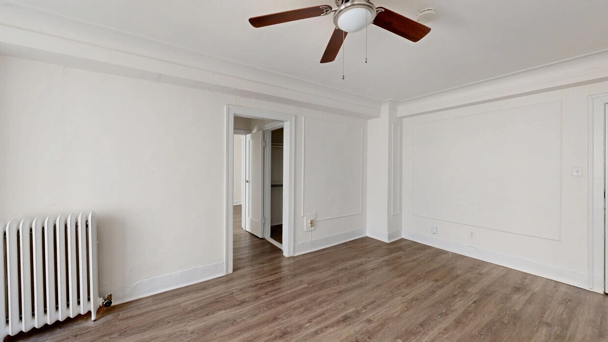 Photo - 2756 N Pine Grove Ave Apartments