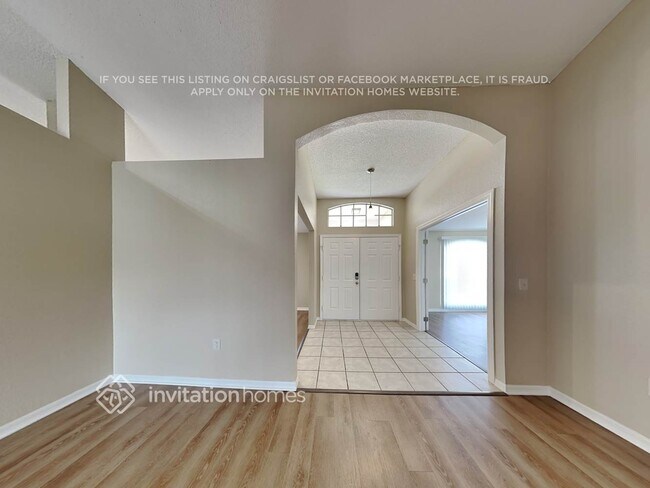 Foto del edificio - 819 Reflections Loop E