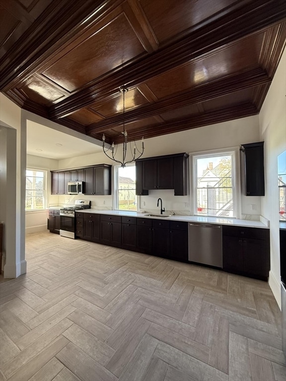 Building Photo - 72 Belmont St