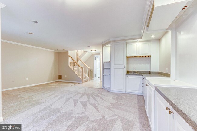 Foto del edificio - 6204 Windham Hill Run