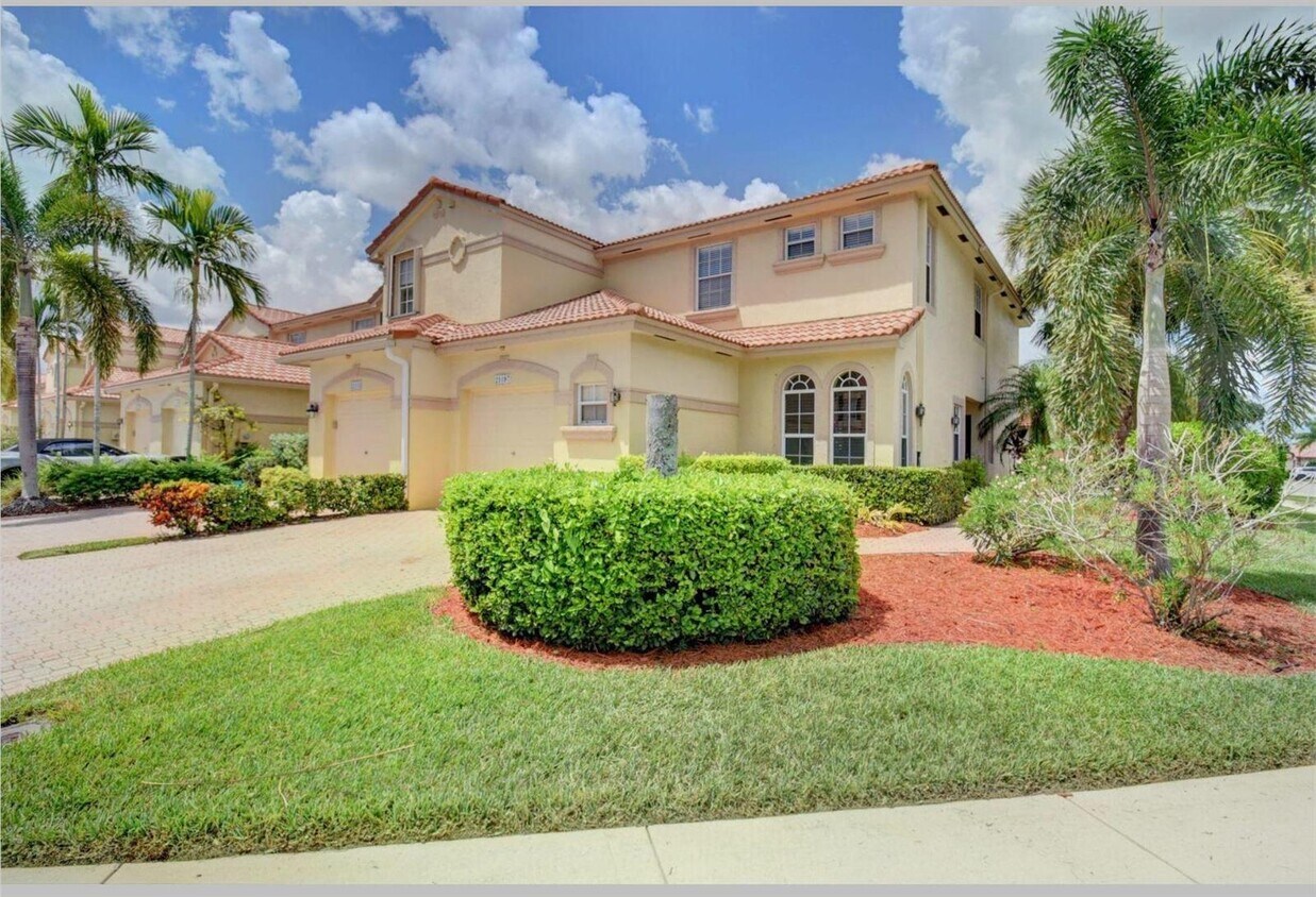 21097 Via Eden, Boca Raton, FL 33433 Townhome Rentals in Boca Raton