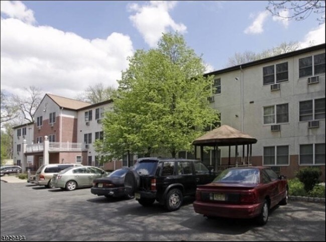 Building Photo - 170 N Oraton Pkwy