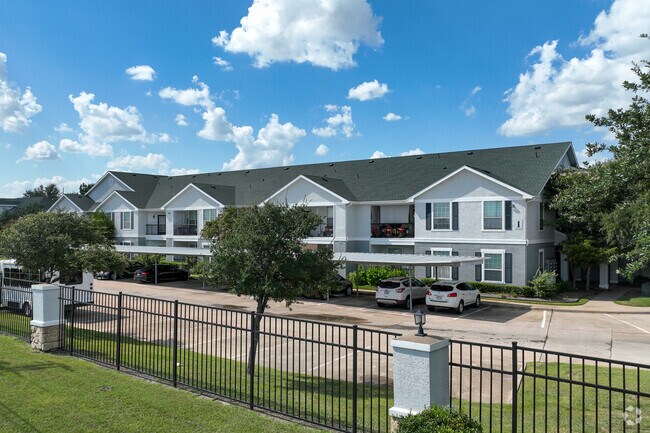 Foto del edificio - Villas Of Greenville