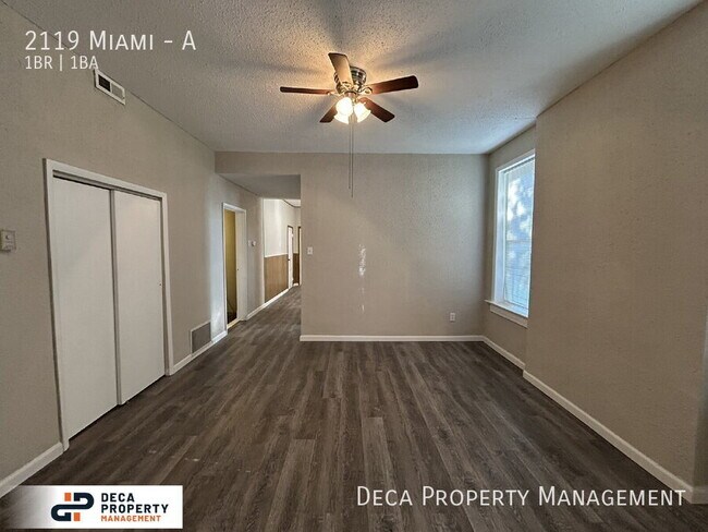 Foto del edificio - 2119 Miami-A