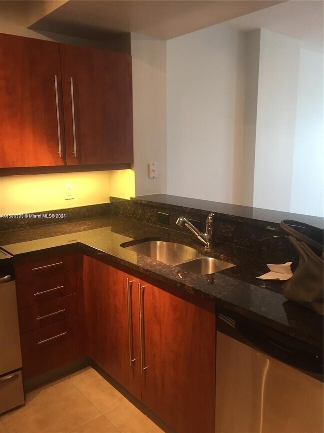 Foto del edificio - 7350 SW 89th St