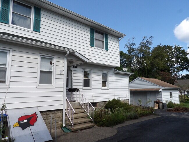 Side by side duplex - 1 Lambert St