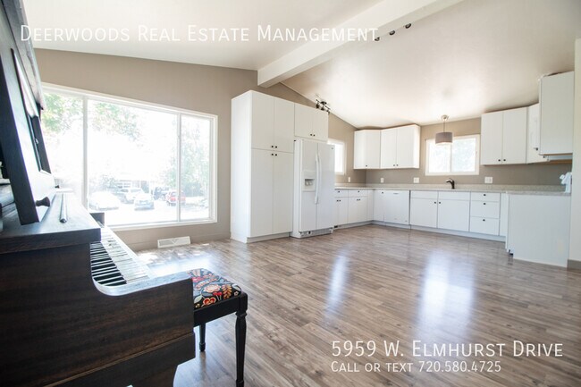 Foto del edificio - Littleton 3 Bed / 2 Bath Single Family Hom...