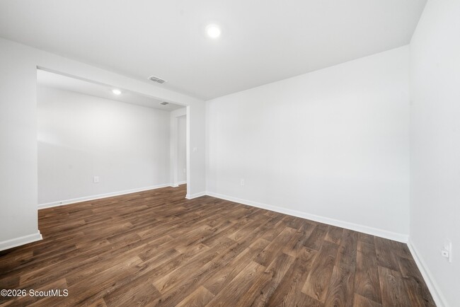 Building Photo - 58 Autumn's Wood Dr