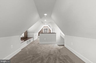 Building Photo - 404 Lyman Ave