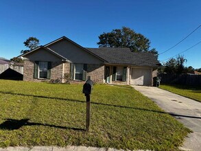 Building Photo - 1202 Innisbrook Ct