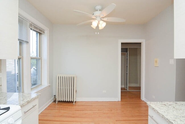 Foto del edificio - 4232 N Paulina St