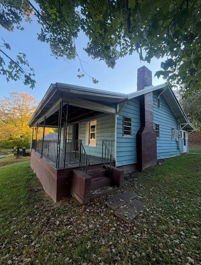 135 Rice St