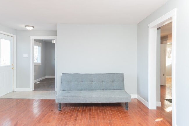 Building Photo - 75 Herring Cove Rd