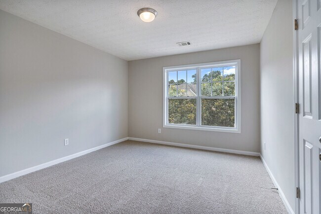 Building Photo - 6126 Allpoint Way