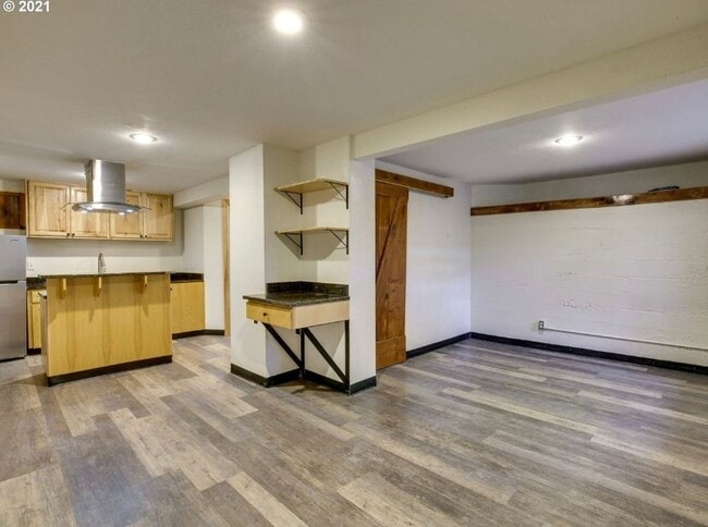 Building Photo - 6524 SE 87th Ave