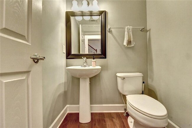 Building Photo - 2342 Limehurst Dr