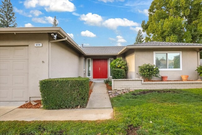 Building Photo - 8254 Mediterranean Way