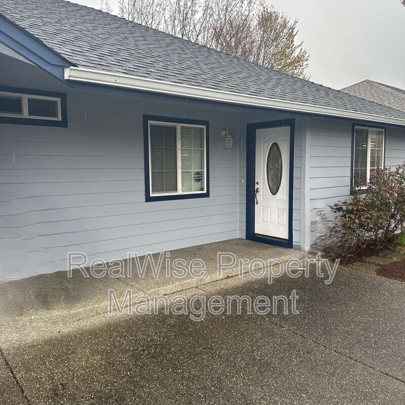 Foto principal - 1679 George Tweed Blvd