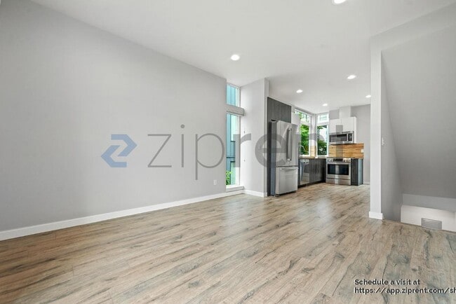 Foto del edificio - 2725 S Norman St