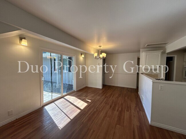 Foto del edificio - G Street