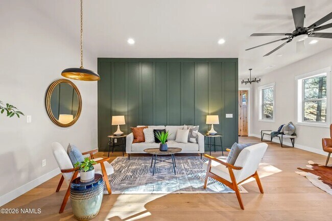 Foto del edificio - 1183 N Worthington Pl
