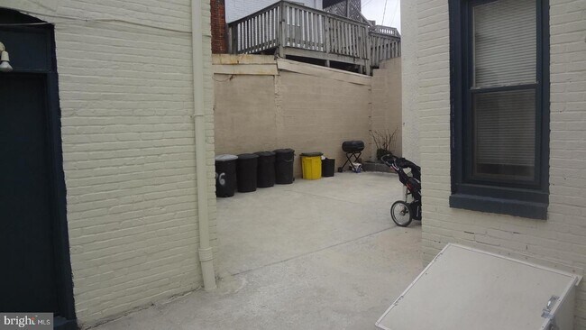 Building Photo - 780 Washington Blvd