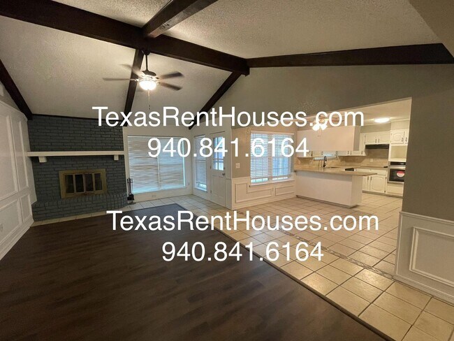 Building Photo - Perfect Home and Location! Take $100 of th...