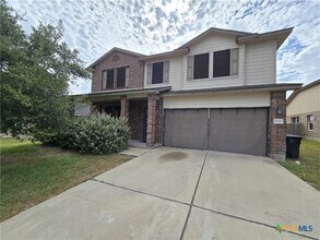Building Photo - 5000 Willamette Ln