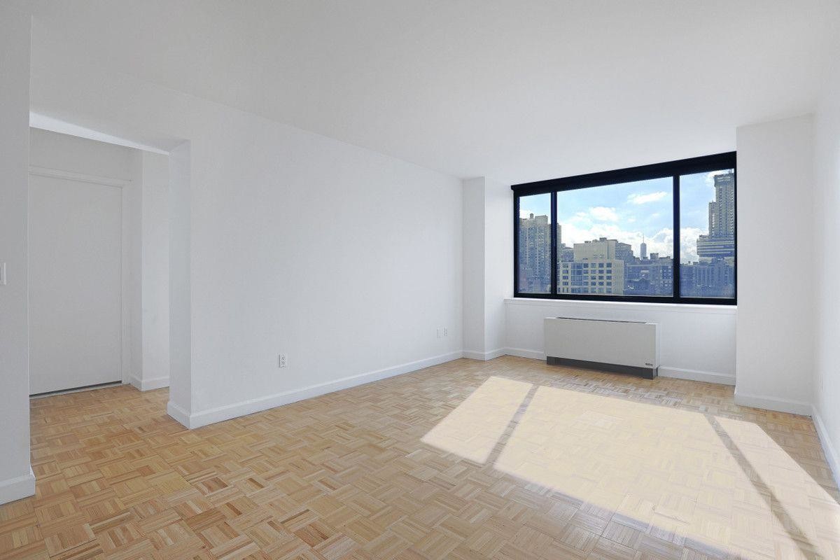 Foto principal - 400 West 43rd Street
