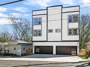 Building Photo - 1310 N Davidson St