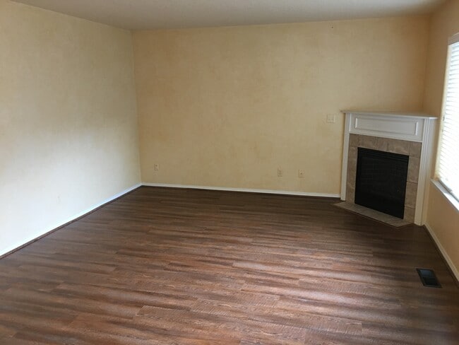 Foto del edificio - 16811 NW Greyhawk Dr