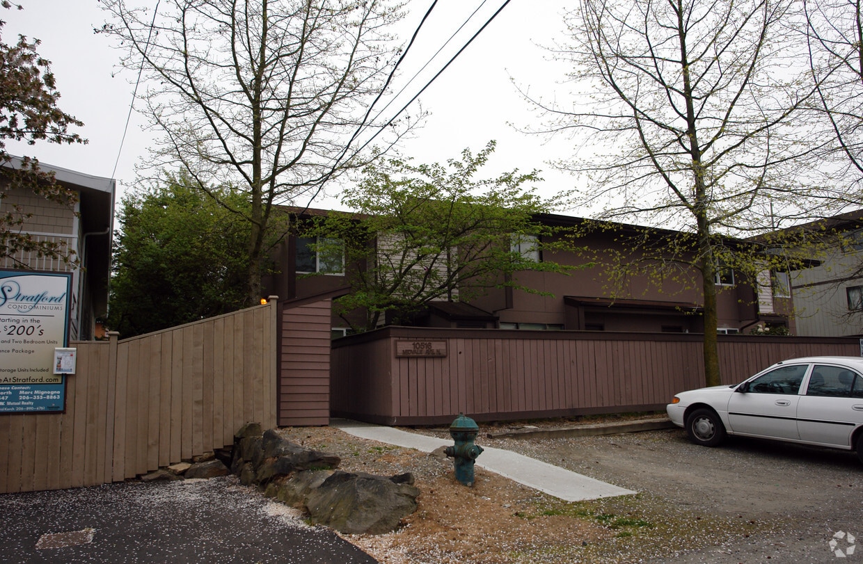 Primary Photo - 10516 Midvale Ave