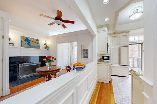 Building Photo - 15 Garrison Rd