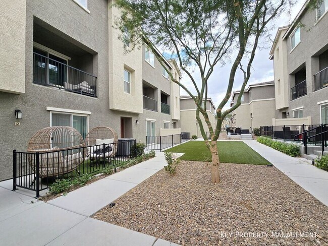 Foto del edificio - 2843 Kona Blue Ln