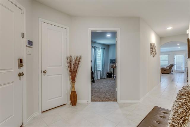 Building Photo - 1202 Meadow Wood Ct
