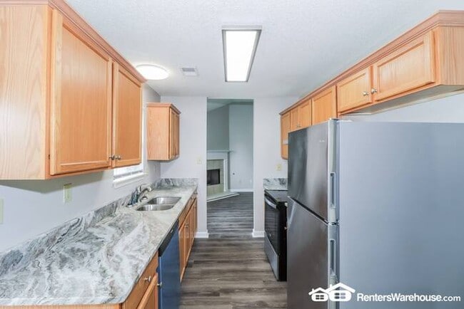 Building Photo - Beautiful Oakland Home