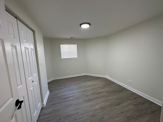 Bedroom 1 - 219 N Waller Ave