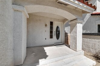 Building Photo - 7553 Treasure Chest St