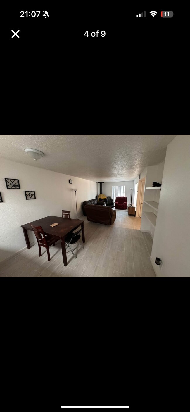 Foto del edificio - 12204 Menaul Blvd NE
