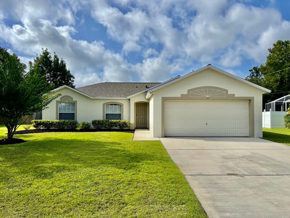 5 Bill Ct, Palm Coast, FL 32137 House Rental in Palm Coast, FL