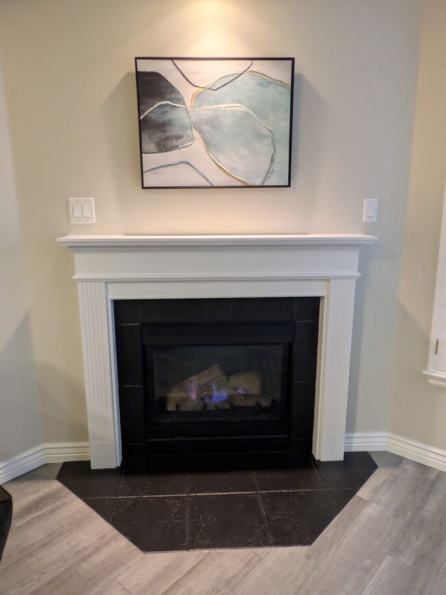 Building Photo - 5 S 500 W