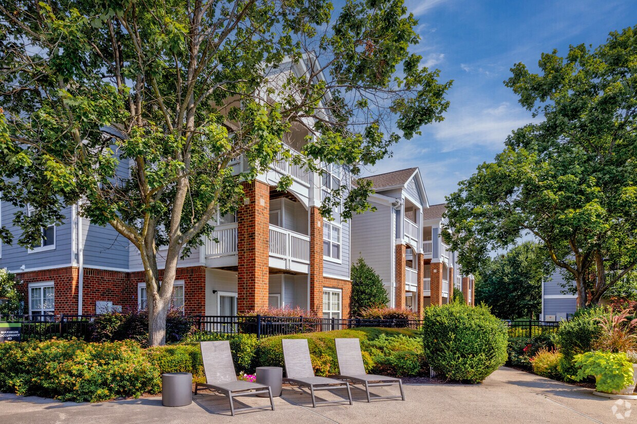 Banyan Grove Apartments in Virginia Beach, VA