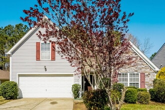 Building Photo - 840 Red Oak Tree Dr