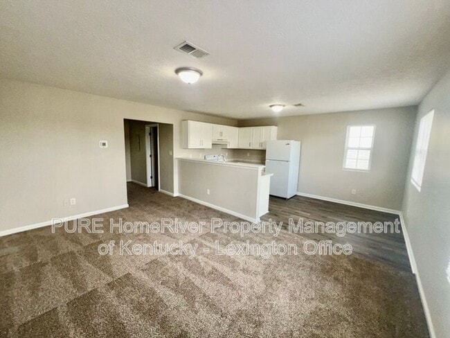 Building Photo - 126 Grinder Ct
