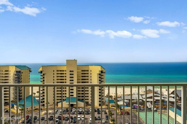 Foto del edificio - 9860 S Thomas Dr