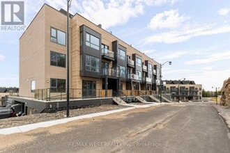 Building Photo - 119 Town Line Rd W