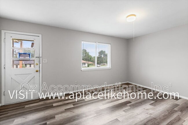 Building Photo - 3609 W 47th St