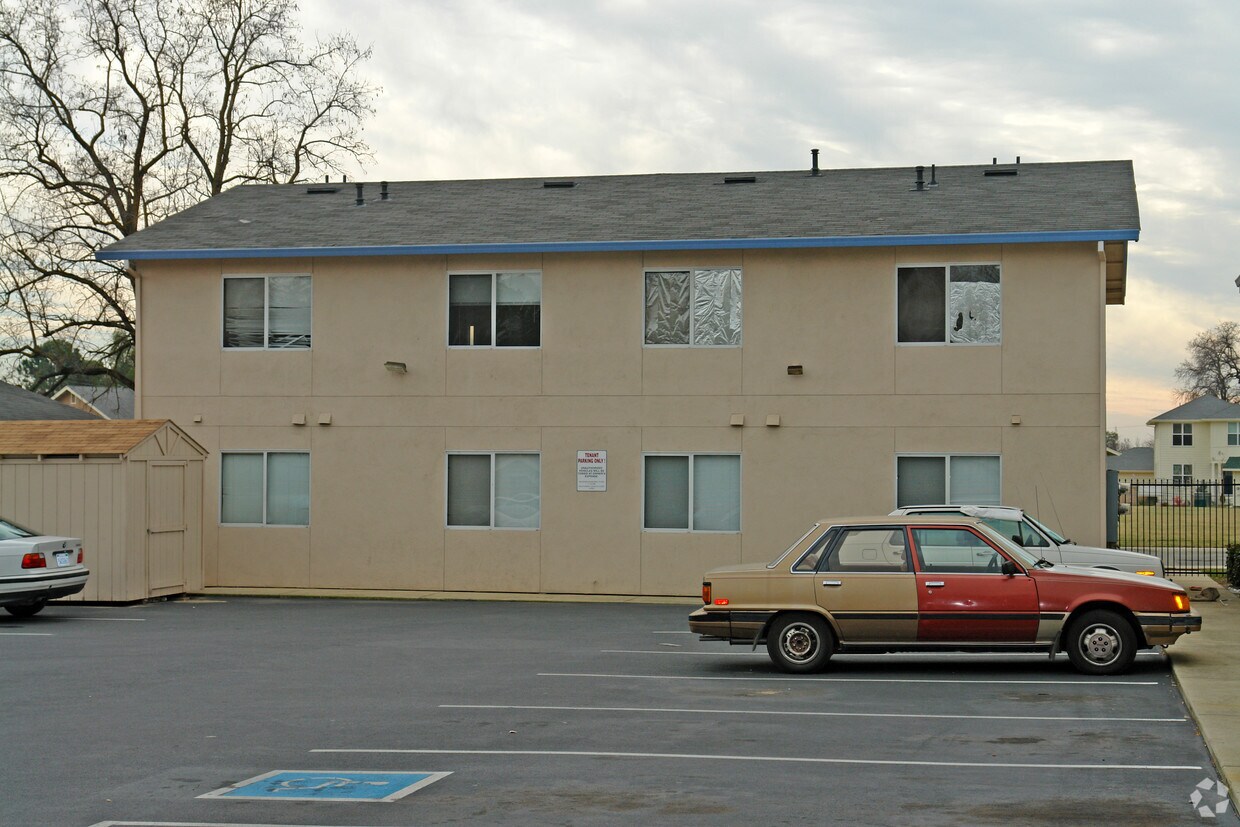 Foto del edificio - 900-906 Akard Ave