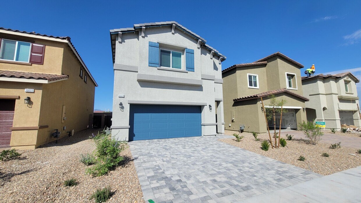 Primary Photo - GORGEOUS BRAND NEW D.R. HORTON HOME in SPE...