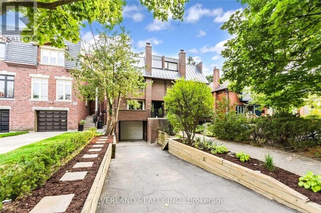 Photo du bâtiment - 95 St Clements Ave
